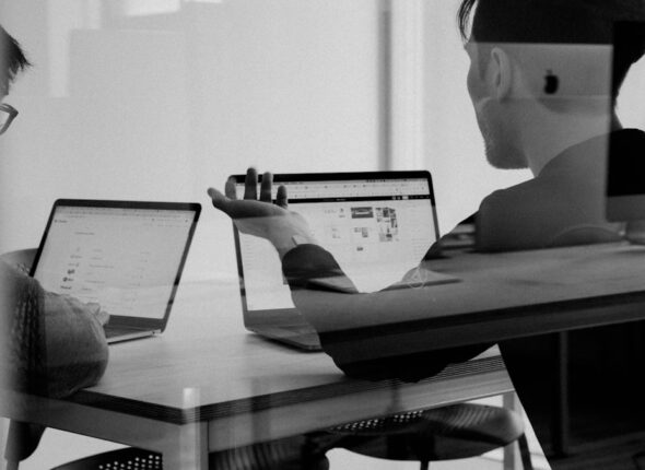 Bootstrapping a Profitable Small Business cover